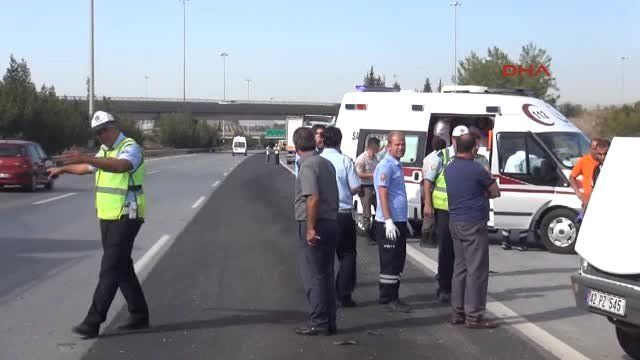 Tarsus Otoyolunda Kaza: 2 Ölü 3 Yaralı